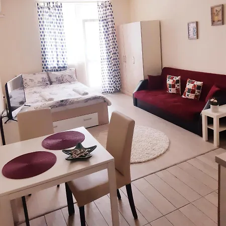 Apartment Studio In Student City With Underground Parking