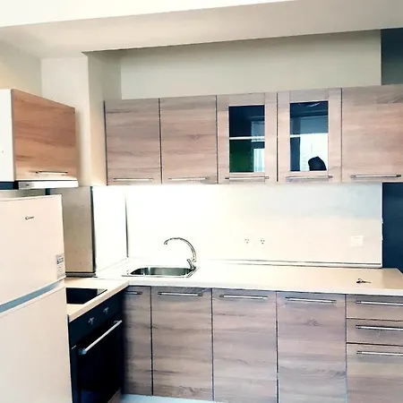 Studio In Student City With Underground Parking Apartment *