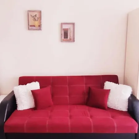 Apartment Studio In Student City With Underground Parking
